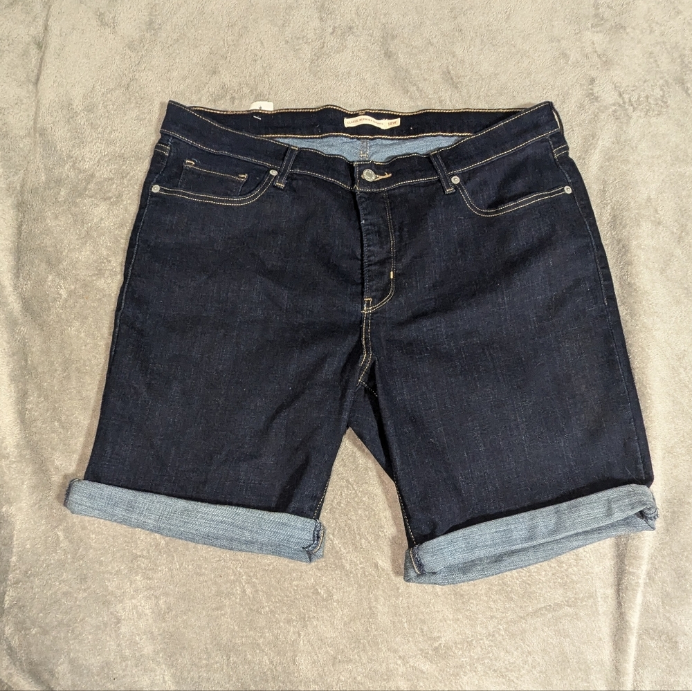 Levi's Women's 18W Plus Size Dark Blue Classic Bermuda Denim Jean Shorts